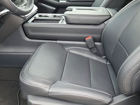 New 2026 Ford Expedition Max Platinum w/ Driver's Package AWD/4WD image 30