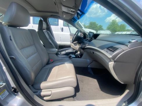 Used 2010 Honda Accord EX-L image 10