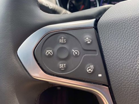 Used 2023 Chevrolet Traverse High Country image 27