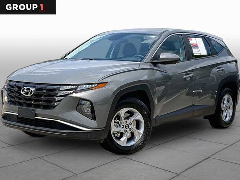 Used 2024 Hyundai Tucson SE AWD/4WD image 1