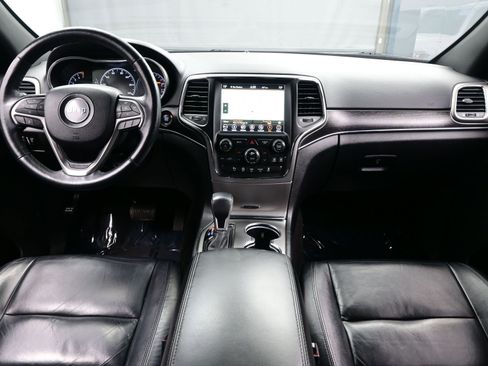 Used 2018 Jeep Grand Cherokee Limited image 17