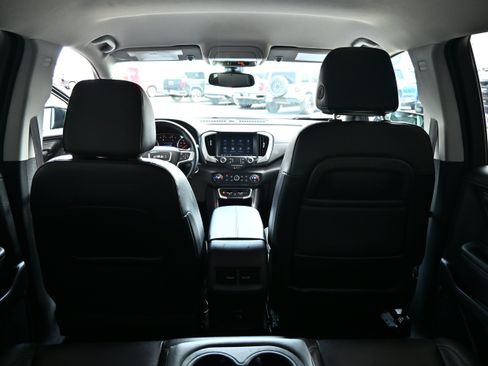 Used 2024 GMC Terrain SLT AWD/4WD image 14
