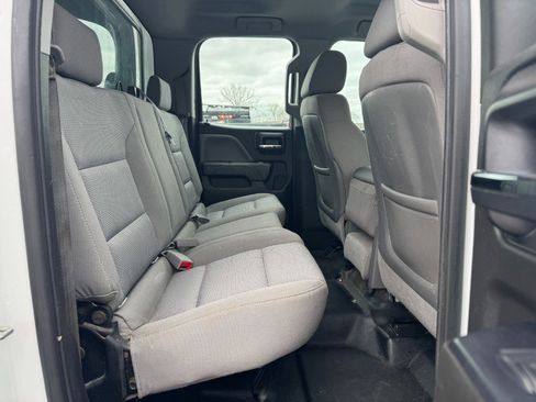 Used 2015 Chevrolet Silverado 2500 W/T AWD/4WD image 17