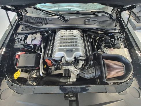Used 2022 Dodge Challenger SRT Hellcat w/ Plus Package RWD image 40