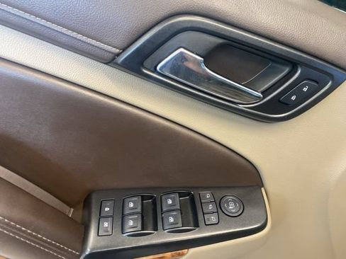 Used 2016 Chevrolet Tahoe LTZ AWD/4WD image 32