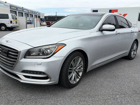 Used 2018 Genesis G80 3.8 w/ Option Group 02 image 5