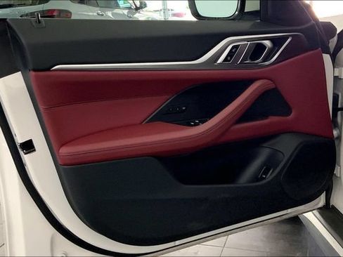 Used 2023 BMW i4 eDrive35 RWD image 10