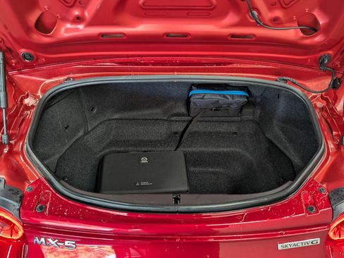 Used 2024 MAZDA MX-5 Miata Grand Touring image 13