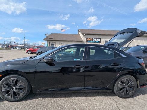 Used 2019 Honda Civic EX image 7
