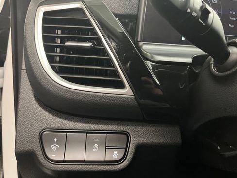 Certified 2024 Kia Seltos S AWD/4WD image 22