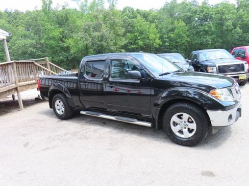 Used 2011 Nissan Frontier SV w/ SV Premium Utility Pkg AWD/4WD image 5