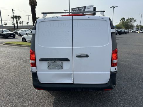 Used 2016 Mercedes-Benz Metris image 5