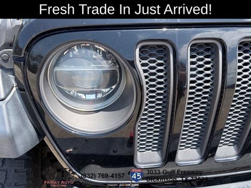 Used 2018 Jeep Wrangler Unlimited Rubicon AWD/4WD image 5