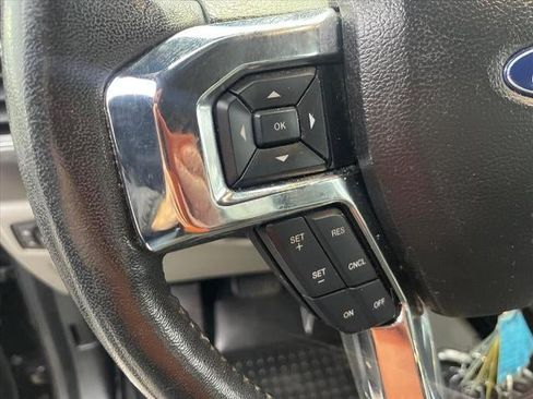 Used 2018 Ford F150 XLT w/ Equipment Group 302A Luxury image 8