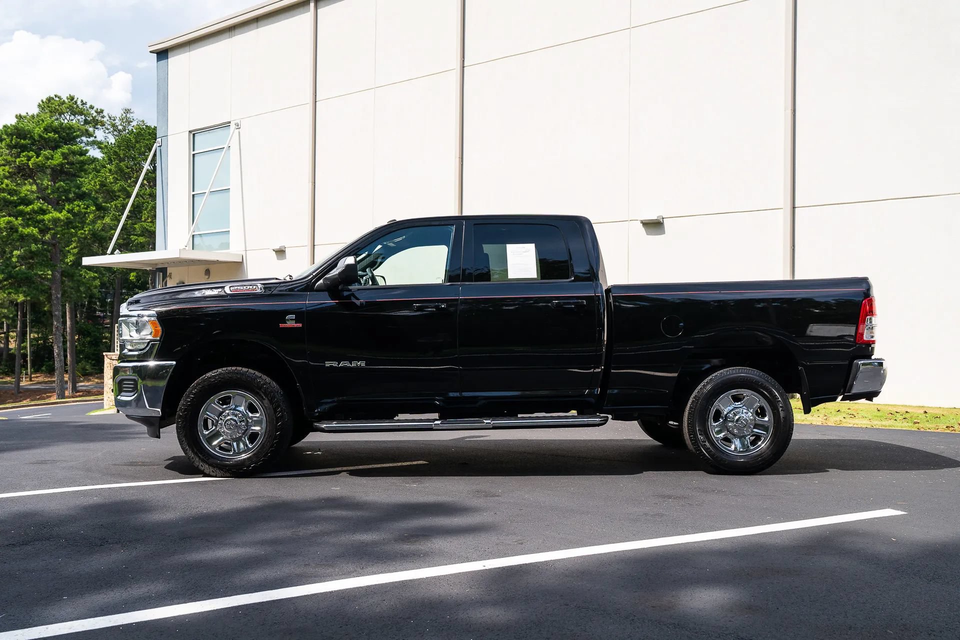 Used 2021 RAM 2500 Big Horn AWD/4WD image 4
