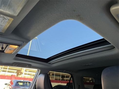 Used 2020 Toyota 4Runner Limited image 25