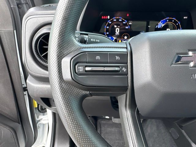 Used 2025 Chevrolet Colorado Trail Boss AWD/4WD image 15