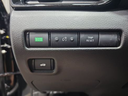 New 2025 Nissan Sentra SV w/ All-Weather Package image 25