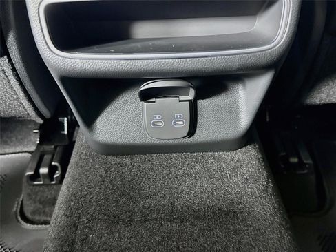 New 2027 Genesis GV70 2.5T Advanced AWD/4WD image 28