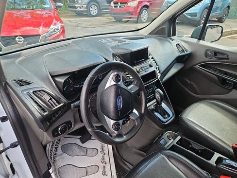 Used 2019 Ford Transit Connect XL FWD image 11