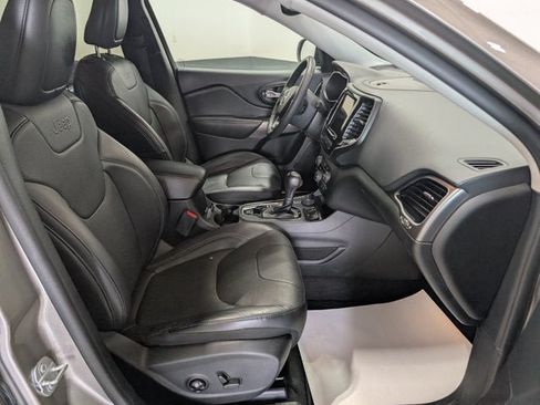 Used 2021 Jeep Cherokee Limited AWD/4WD image 18