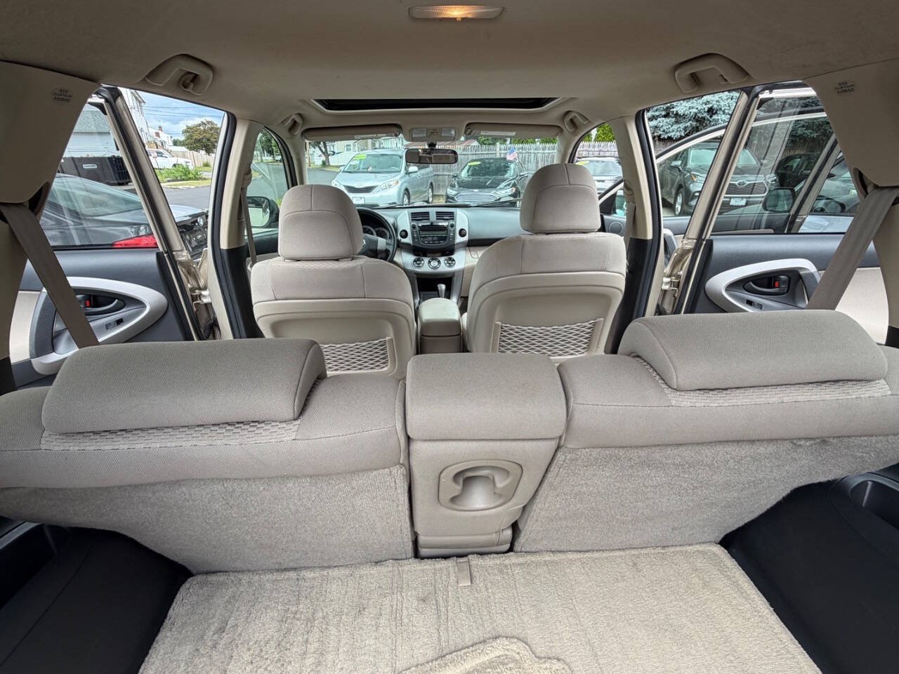 Used 2008 Toyota RAV4 Limited AWD/4WD image 10