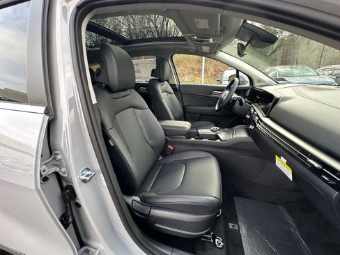 New 2026 Kia Sportage EX image 24