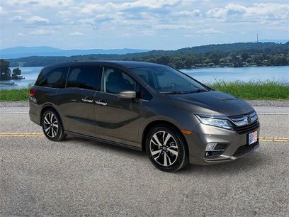 Used 2018 Honda Odyssey Elite