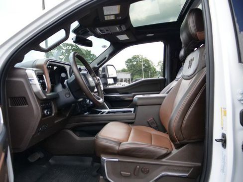 Used 2024 Ford F350 King Ranch AWD/4WD image 30
