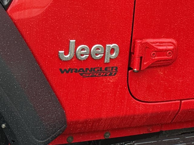 Used 2019 Jeep Wrangler Sport AWD/4WD image 9