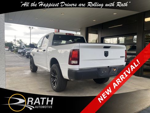 Used 2024 RAM 1500 Classic Warlock AWD/4WD image 7
