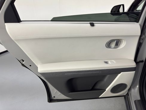 Used 2023 Hyundai Ioniq 5 Limited image 42