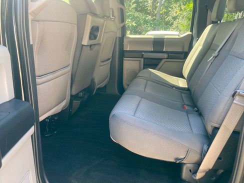 Used 2020 Ford F150 XLT image 29