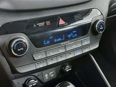 Used 2017 Hyundai Tucson SE Plus FWD image 23