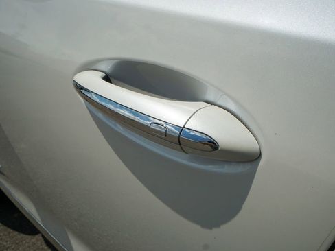 Used 2021 Buick Enclave Avenir w/ Avenir Technology Package image 10