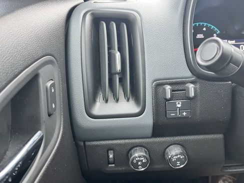 Used 2016 Chevrolet Colorado Z71 image 25