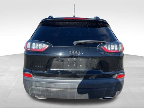 Used 2019 Jeep Cherokee Latitude Plus image 6