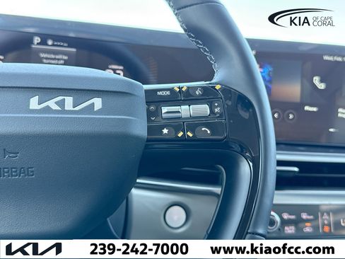 New 2026 Kia Sorento S w/ S Panoramic Sunroof Package image 35