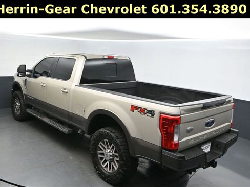 Used 2017 Ford F250 King Ranch w/ FX4 Off-Road Package image 33