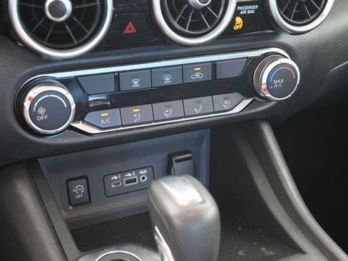 Used 2024 Nissan Sentra SV FWD image 24