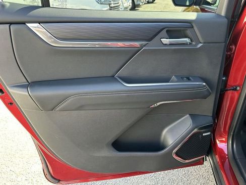 New 2025 GMC Acadia Elevation image 24