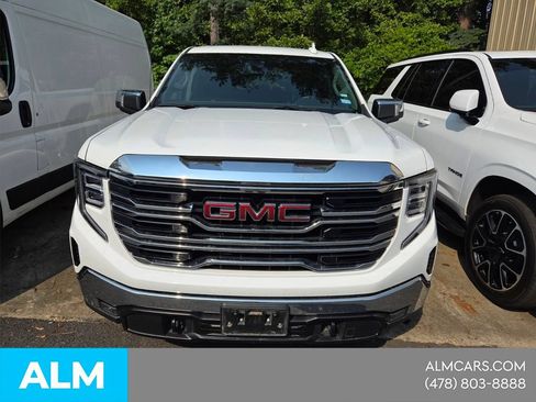 Used 2025 GMC Sierra 1500 SLT RWD image 19
