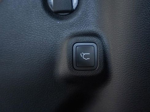 New 2026 Jeep Compass Limited image 11