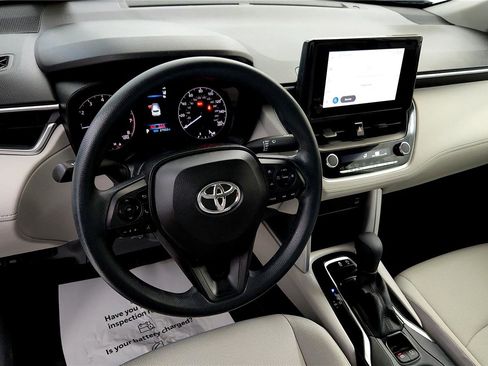 Certified 2023 Toyota Corolla Cross L image 36