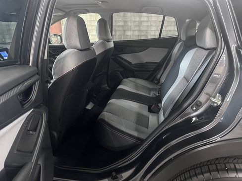 Used 2021 Subaru Crosstrek 2.0i Premium w/ Moonroof Package AWD/4WD image 7