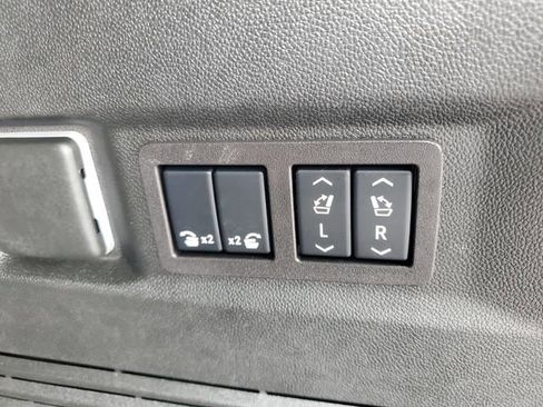 Certified 2024 Chevrolet Tahoe High Country w/ Advanced Technology Package AWD/4WD image 9