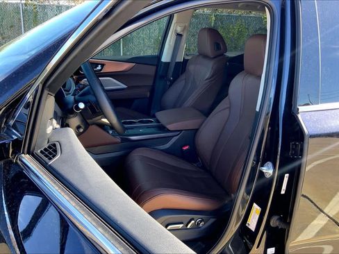 Certified 2026 Acura MDX FWD w/ Technology Package image 7