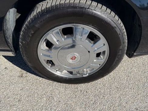 Used 2011 Cadillac DTS Limousine image 9