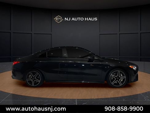 Used 2023 Mercedes-Benz CLA 35 AMG 4MATIC image 9