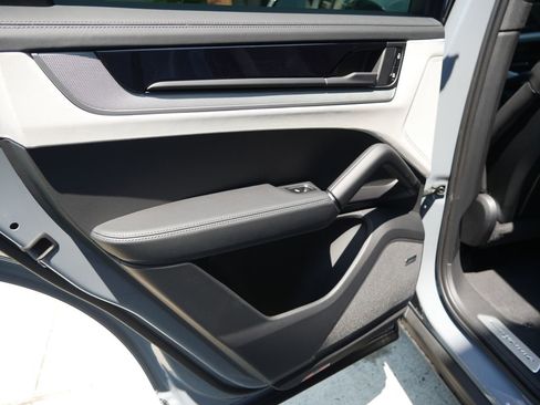 New 2026 Porsche Cayenne S AWD/4WD image 16